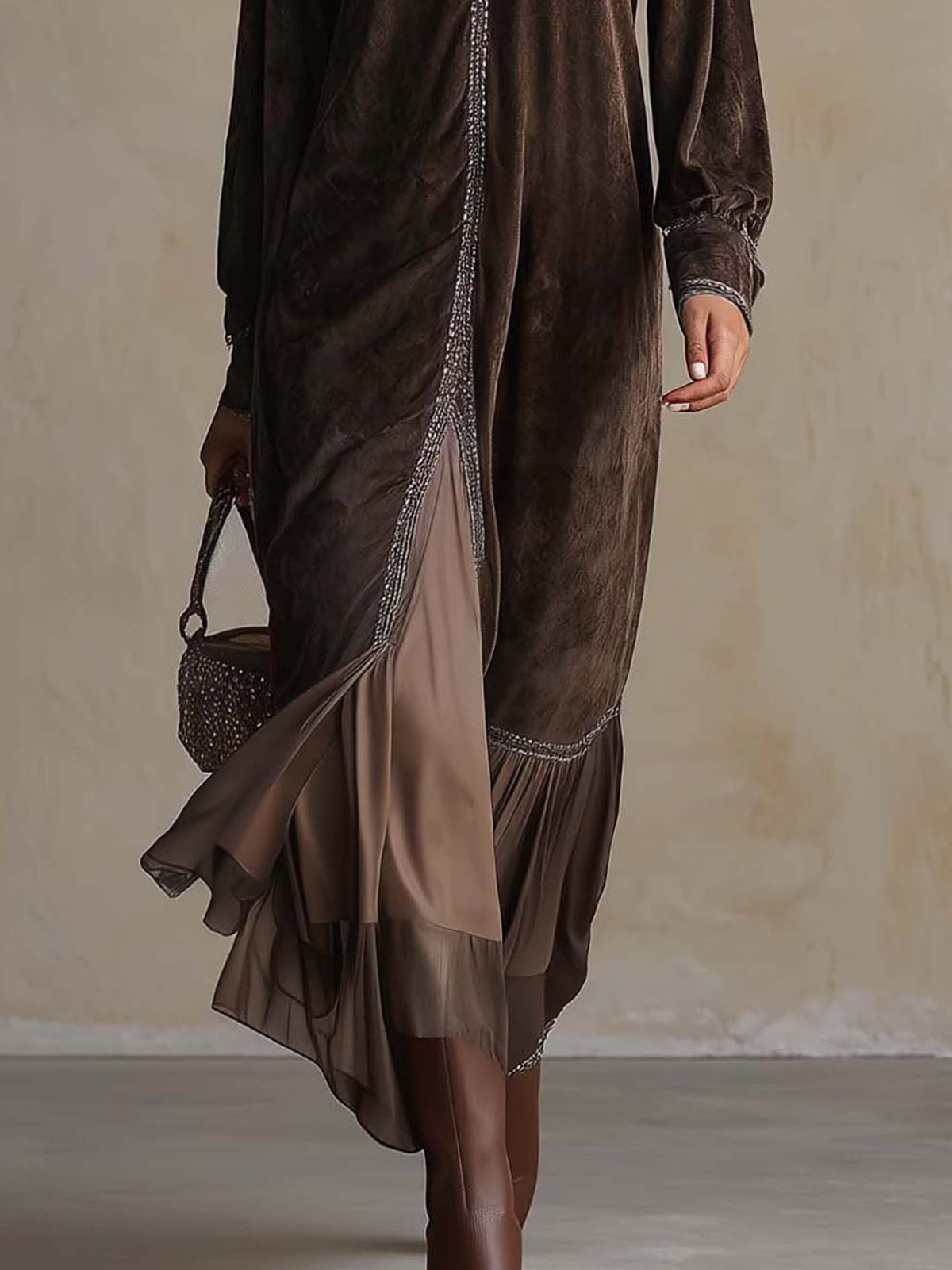 Teresa - Vestido midi holgado de ante sintético con escote en V y detalle de ribete