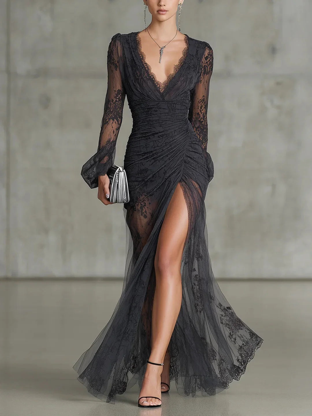 CENIZA | Vestido Maxi Gris Oscuro de Encaje con Mangas Largas y Abertura