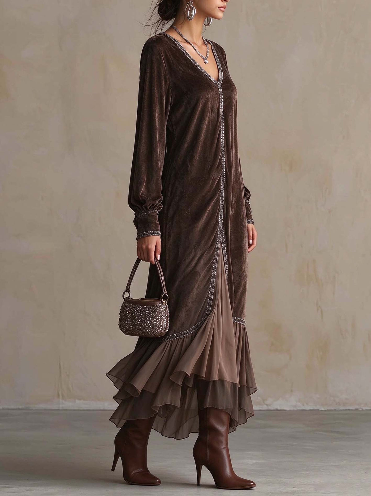 Teresa - Vestido midi holgado de ante sintético con escote en V y detalle de ribete