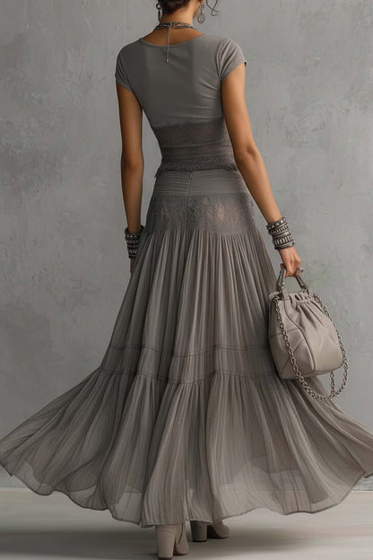 Sofía - Conjunto de Top Gris de Encaje Transparente y Falda Maxi Plisada