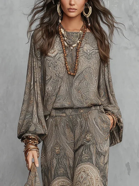 Ana - Conjunto de Top Gris con Estampado Paisley de Mangas Farol y Pantalón de Pierna Ancha