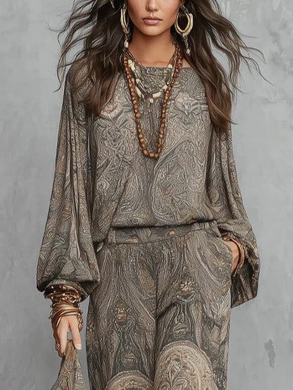 Ana - Conjunto de Top Gris con Estampado Paisley de Mangas Farol y Pantalón de Pierna Ancha