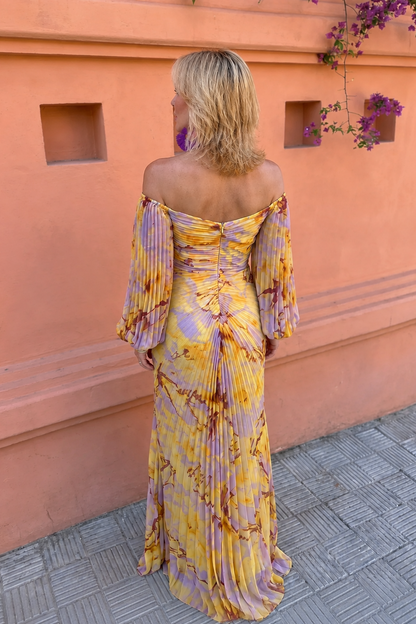 Vestido Largo Floral con Escote Profundo