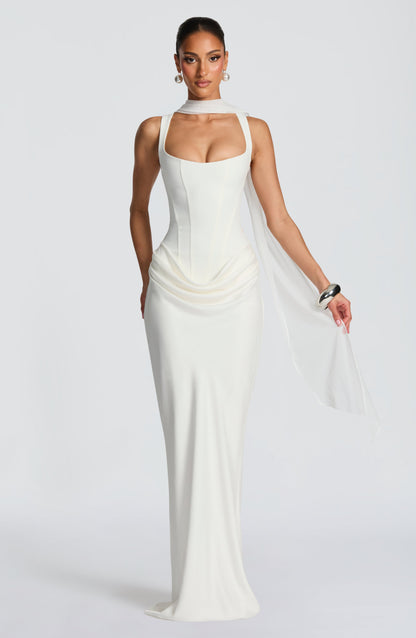 Adelina | Vestido maxi con escote cuadrado