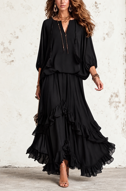 Elvira | Conjunto de Top de Gasa Negro con Escote en V y Flecos Combinado con Falda de Volantes en Capas