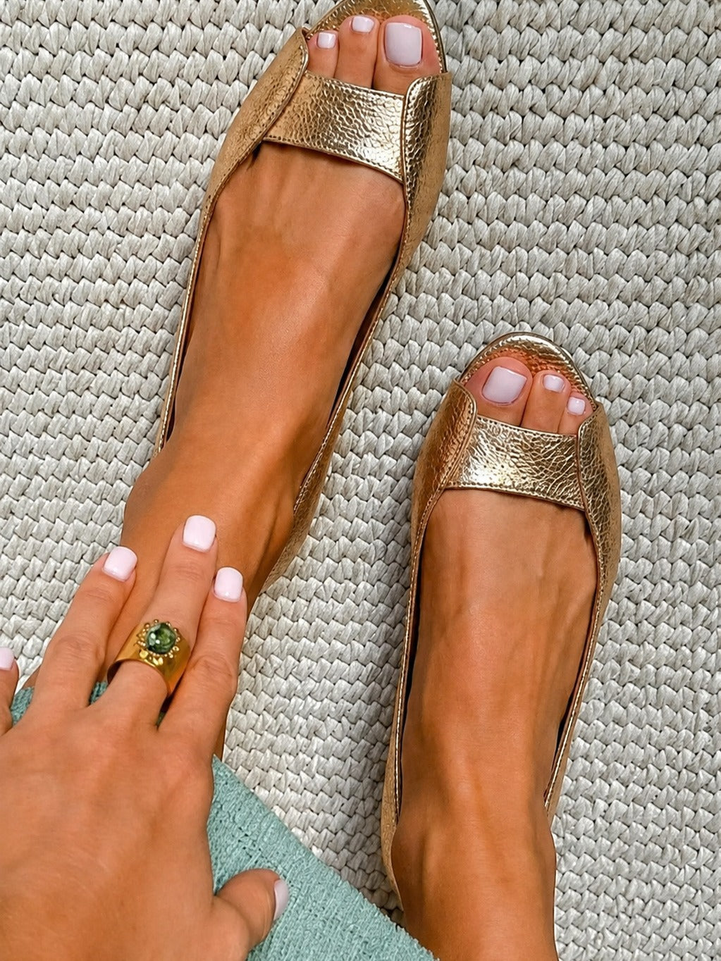 Adelina | Sandalias Doradas Chic y Cómodas