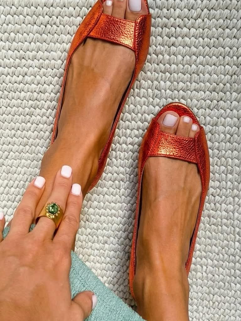 Adelina | Sandalias Doradas Chic y Cómodas