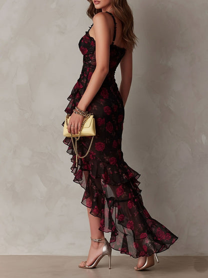 CARMEN | Vestido Chic Negro y Rojo con Flores y Volantes