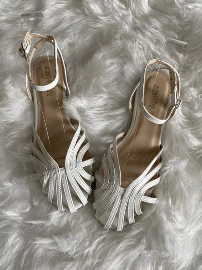 Vittoria | Sandalias Joya Doradas