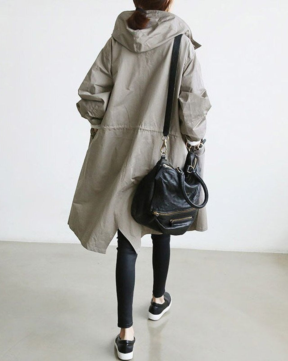 Abrigo Oversize con Capucha y Botones