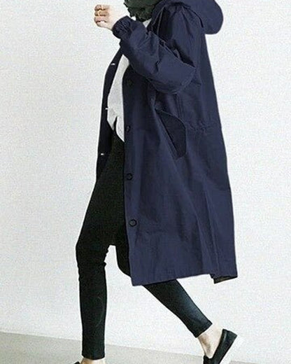 Abrigo Oversize con Capucha y Botones